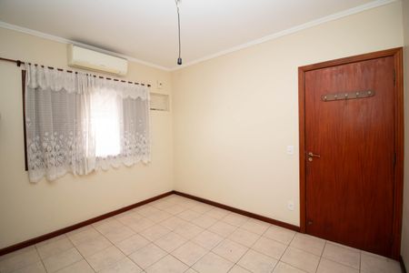 Casa à venda com 510m², 5 quartos e 6 vagasQuarto 1