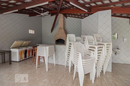 Apartamento à venda com 168m², 3 quartos e 3 vagas Apartamento à venda com 168m², 3 quartos e 3 vagasArea Comum - Churrasqueira