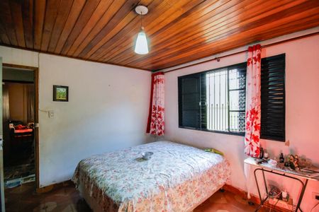 Casa à venda com 258m², 3 quartos e 3 vagasQuarto 2