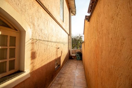 Casa à venda com 400m², 4 quartos e 4 vagas Casa à venda com 400m², 4 quartos e 4 vagasÁrea de Serviço