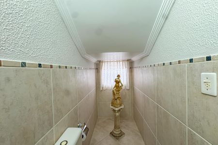 Casa à venda com 300m², 3 quartos e 4 vagasLavabo