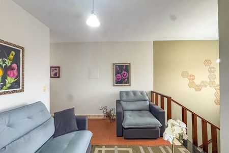 Casa à venda com 300m², 3 quartos e 4 vagasSala de TV