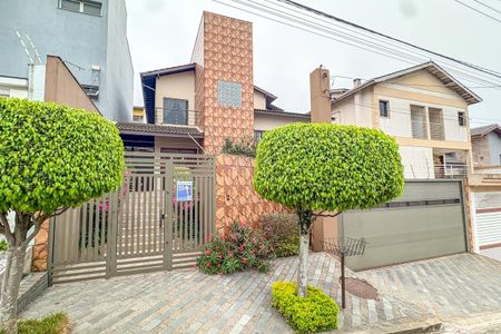 Casa à venda com 300m², 3 quartos e 4 vagasFachada