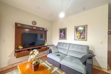 Sala de TV de casa à venda com 3 quartos, 300m² em Parque dos Passaros, São Bernardo do Campo