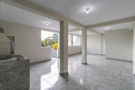 Casa à venda com 325m², 5 quartos e 6 vagasEdícula