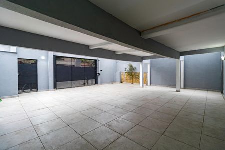 Casa à venda com 325m², 5 quartos e 6 vagasÁrea Externa