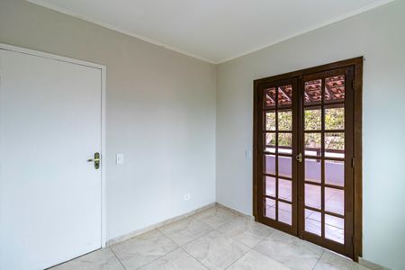 Casa à venda com 325m², 5 quartos e 6 vagasQuarto 4