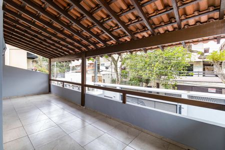 Casa à venda com 325m², 5 quartos e 6 vagasÁrea Externa