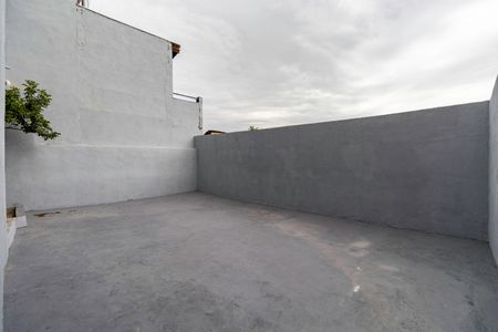 Casa à venda com 325m², 5 quartos e 6 vagasÁrea Externa