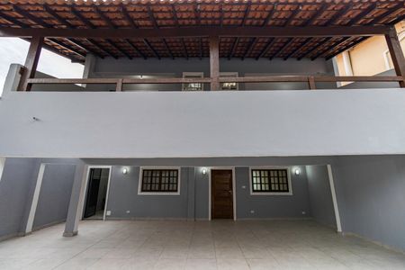 Casa à venda com 325m², 5 quartos e 6 vagasÁrea Externa