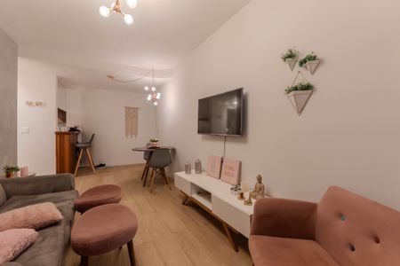 Apartamento à venda com 45m², 1 quarto e 1 vaga Apartamento à venda com 45m², 1 quarto e 1 vagaSala