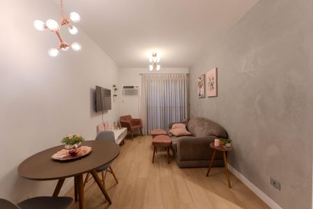 Apartamento à venda com 45m², 1 quarto e 1 vaga Apartamento à venda com 45m², 1 quarto e 1 vagaSala