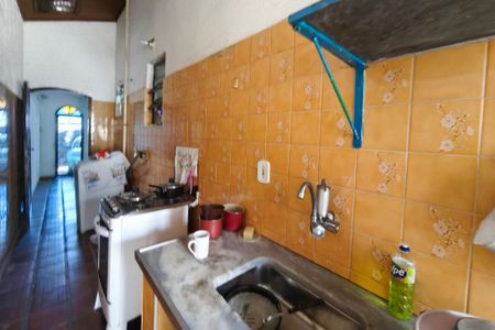 Casa à venda com 270m², 2 quartos e 2 vagasCozinha