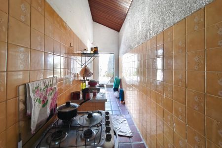 Casa à venda com 270m², 2 quartos e 2 vagasCozinha