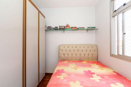 Apartamento à venda com 85m², 3 quartos e 2 vagasQuarto 1