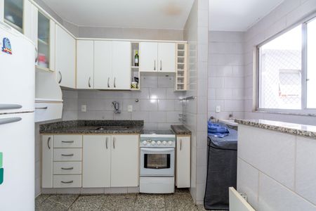 Apartamento à venda com 85m², 3 quartos e 2 vagasCozinha