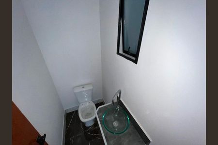 Casa à venda com 169m², 3 quartos e 2 vagas Casa à venda com 169m², 3 quartos e 2 vagasFoto 05