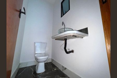 Casa à venda com 169m², 3 quartos e 2 vagas Casa à venda com 169m², 3 quartos e 2 vagasFoto 04