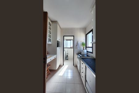 Apartamento para alugar com 88m², 3 quartos e 2 vagasCozinha