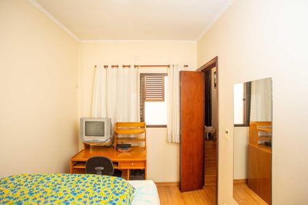 Casa à venda com 185m², 4 quartos e 2 vagasQuarto 1