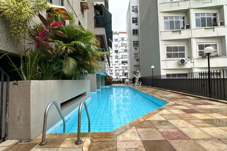 Apartamento à venda com 74m², 2 quartos e 2 vagasPiscina 
