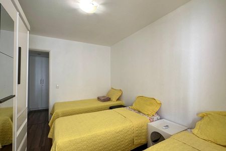 Apartamento à venda com 74m², 2 quartos e 2 vagasQuarto 01