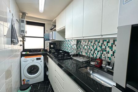 Apartamento à venda com 74m², 2 quartos e 2 vagasCozinha