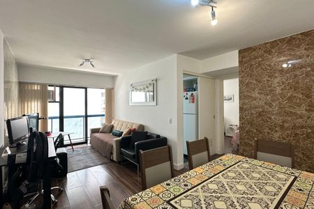 Sala de apartamento à venda com 2 quartos, 74m² em Copacabana, Rio de Janeiro
