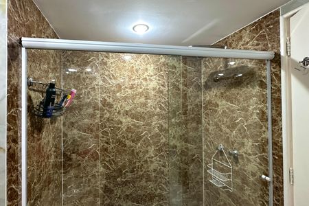 Apartamento à venda com 74m², 2 quartos e 2 vagasSuíte