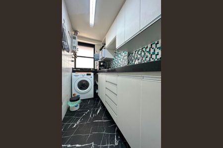 Apartamento à venda com 74m², 2 quartos e 2 vagasCozinha