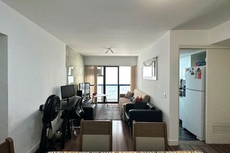 Apartamento à venda com 74m², 2 quartos e 2 vagasSala