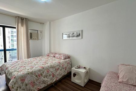 Apartamento à venda com 74m², 2 quartos e 2 vagasSuíte