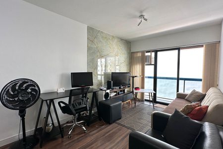 Sala de apartamento à venda com 2 quartos, 74m² em Copacabana, Rio de Janeiro