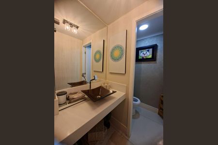 Apartamento à venda com 171m², 2 quartos e 3 vagasBanheiro