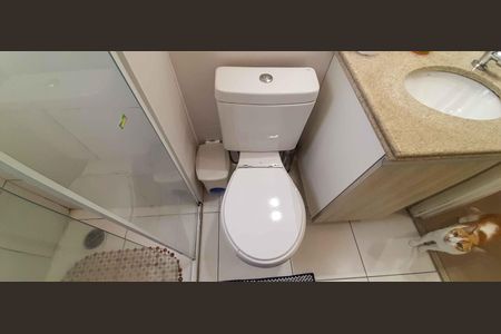 Apartamento à venda com 62m², 2 quartos e 2 vagas Apartamento à venda com 62m², 2 quartos e 2 vagasBanheiro da Suíte 2