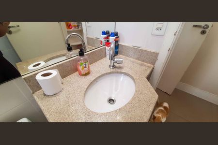 Apartamento à venda com 62m², 2 quartos e 2 vagas Apartamento à venda com 62m², 2 quartos e 2 vagasBanheiro da Suíte 2