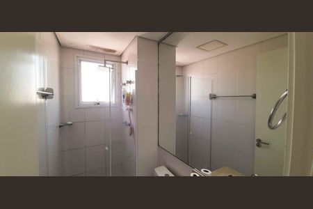 Apartamento à venda com 62m², 2 quartos e 2 vagas Apartamento à venda com 62m², 2 quartos e 2 vagasBanheiro da Suíte 2