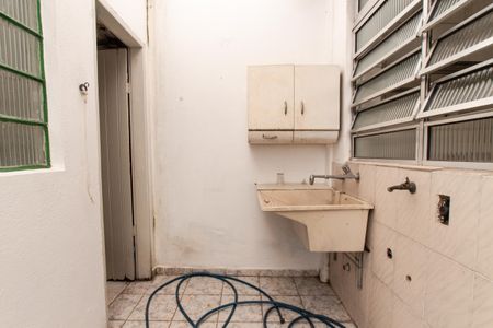 Casa à venda com 150m², 4 quartos e 1 vagaÁrea de Serviço