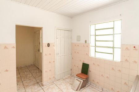 Casa à venda com 150m², 4 quartos e 1 vagaFundos - Cozinha