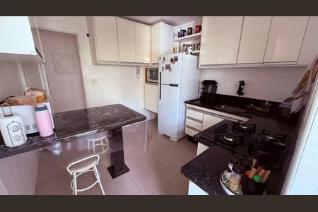 Apartamento à venda com 73m², 2 quartos e 1 vagaFoto 09