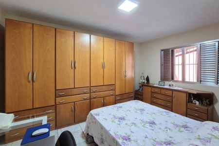 Casa à venda com 300m², 4 quartos e 1 vaga Casa à venda com 300m², 4 quartos e 1 vagaQuarto 2