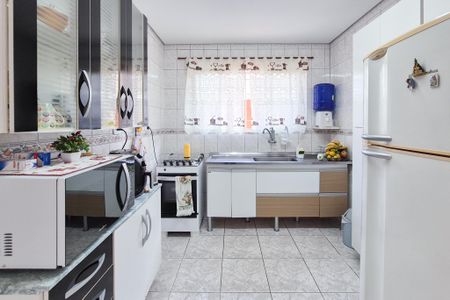 Casa à venda com 300m², 4 quartos e 1 vaga Casa à venda com 300m², 4 quartos e 1 vagaCozinha