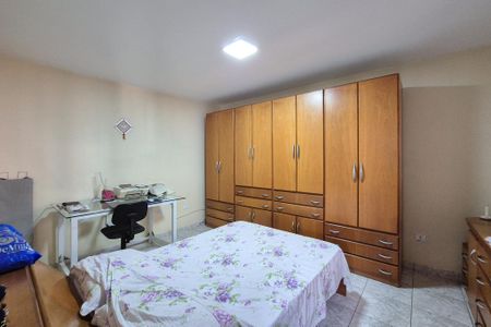 Casa à venda com 300m², 4 quartos e 1 vaga Casa à venda com 300m², 4 quartos e 1 vagaQuarto 2