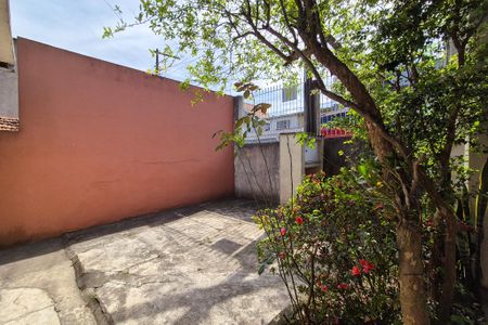 Casa à venda com 300m², 4 quartos e 1 vaga Casa à venda com 300m², 4 quartos e 1 vagaQuintal