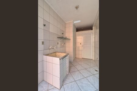 Casa à venda com 300m², 4 quartos e 1 vaga Casa à venda com 300m², 4 quartos e 1 vagaCasa 2 - Área de Serviço