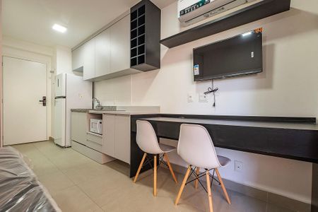 Studio de kitnet/studio para alugar com 1 quarto, 24m² em Pinheiros, São Paulo