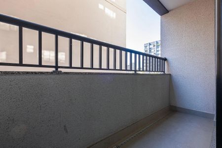 Varanda de kitnet/studio para alugar com 1 quarto, 24m² em Pinheiros, São Paulo