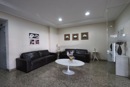 Apartamento para alugar com 65m², 2 quartos e 1 vagaÁrea comum - Hall Social