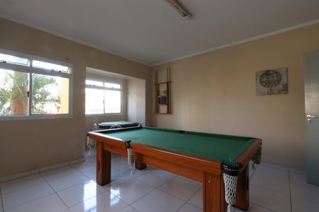Apartamento para alugar com 65m², 2 quartos e 1 vagaÁrea comum - Sala de Jogos