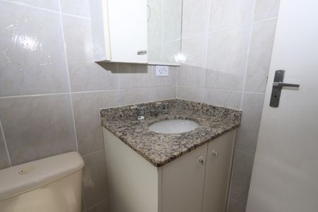 Apartamento para alugar com 65m², 2 quartos e 1 vagaBanheiro da Suíte 2